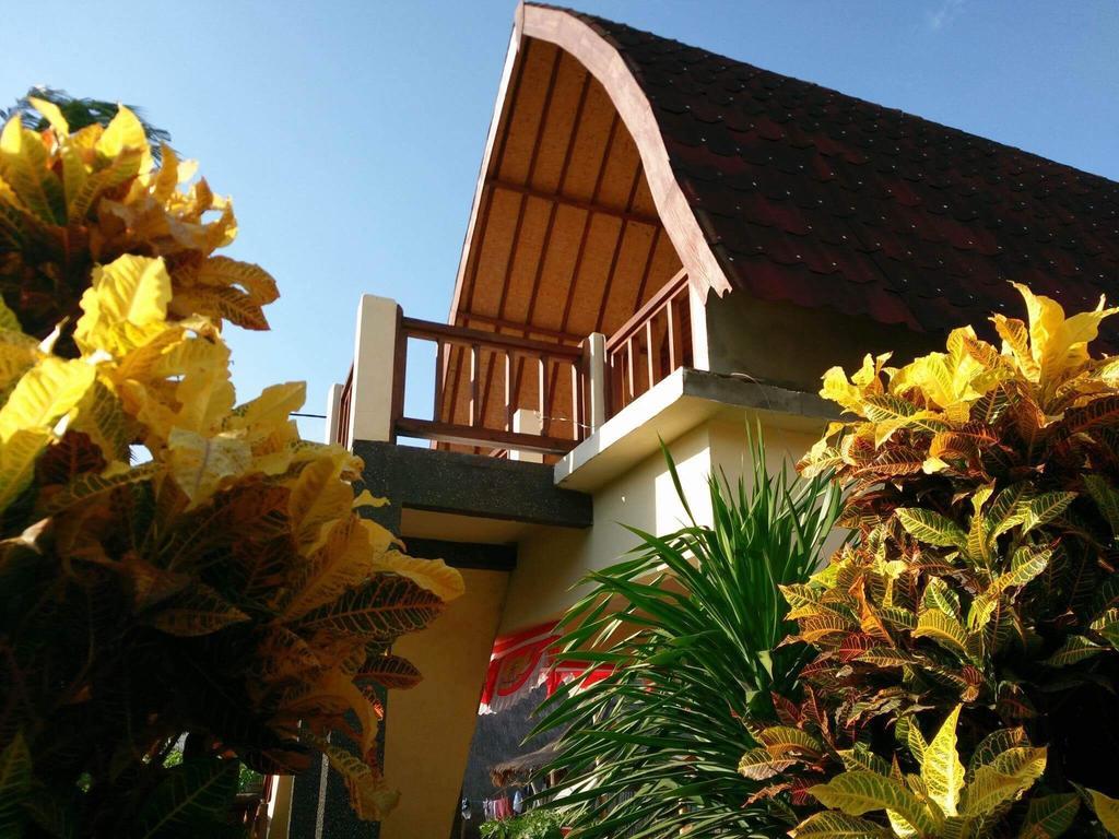 Kelapa Gading Bungalows Gili Islands Exterior photo